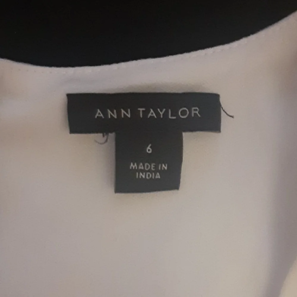 Black and White Sleeveless Maxi dress - Picture 8 of 8